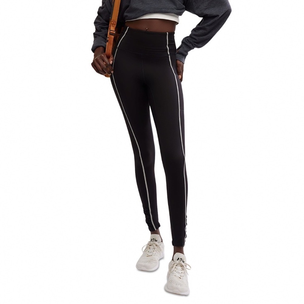 FP Movement People You're A Peach Leggings Black Contrast Stitch XS OB2016149‎